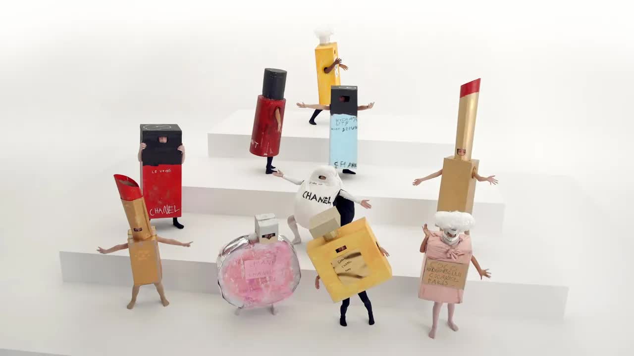 CHANEL Mother's Day Ad Breakdown & AI Video Prompt