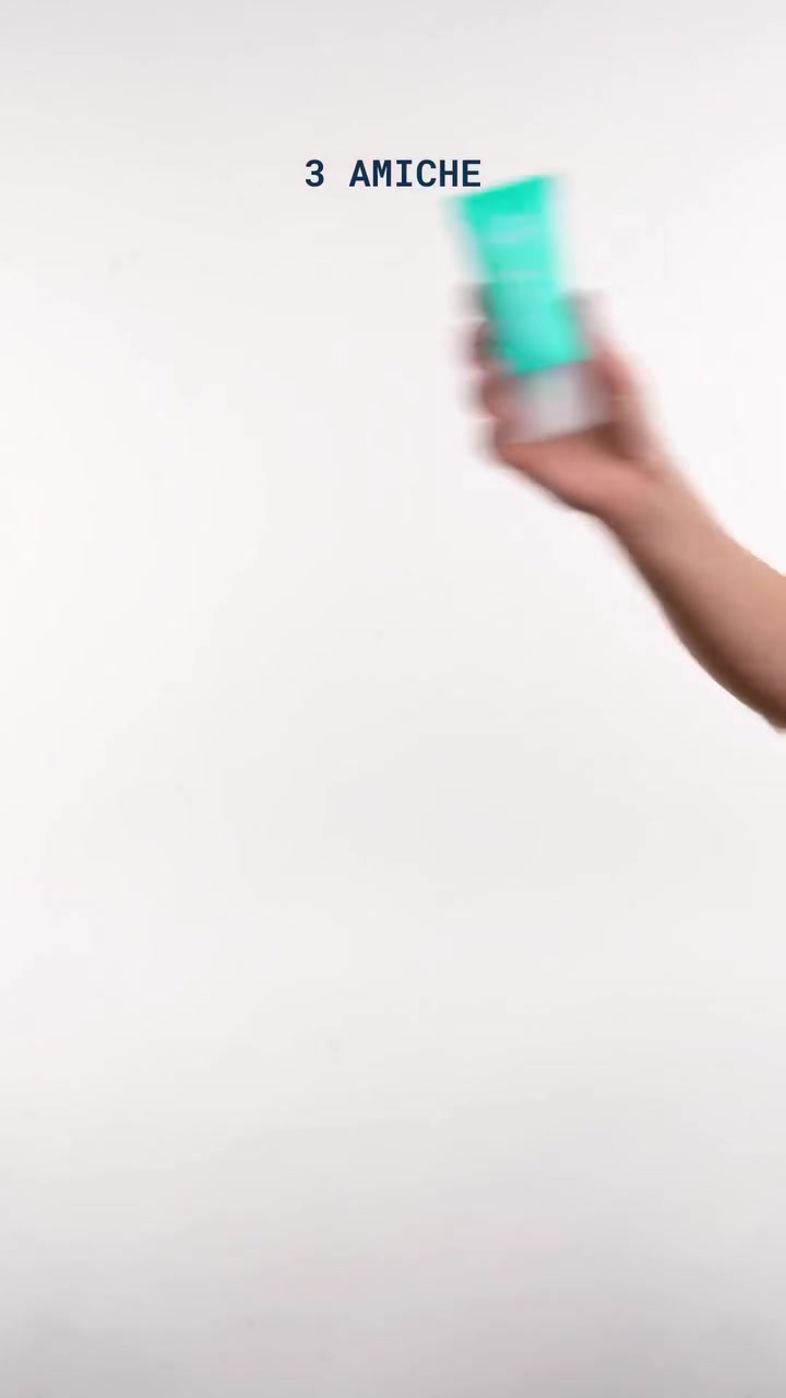 Amiche diverse = esigenze diverse 👯‍♀️ Ecco perché non devi rubare la crema alla tua bff! Scegli la texture ideale per la tua pelle della linea Aqua Sensitive. #Rilastil #AquaSensitive 展示更多