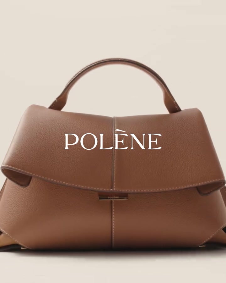 Discover our new collection of leather handbags. Timeless designs and high quality materials.
