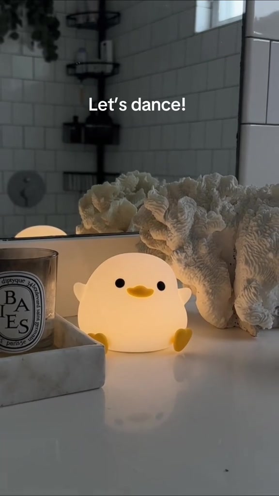 Lets dance 💃 ducky is 25% off! #giftideas #tiktokmademebuyit #lamp