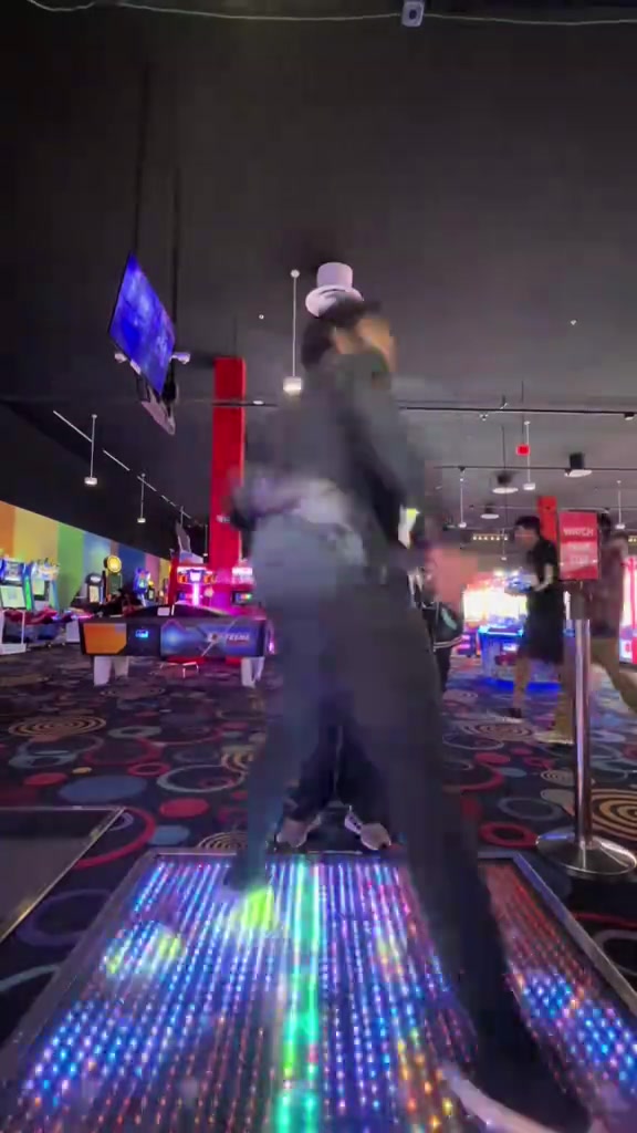 SO I PARTY LIKE A ROCKNSTAR!! @6arelyhuman #Dancerush #Dancerush_Stardom #DancerushStardom #DRS #DDR #Arcade #Shuffle #Shuffling