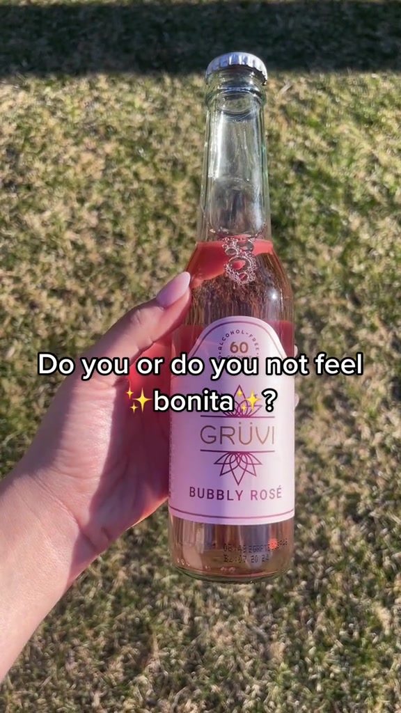 Puffin Drinkwear making bottles feel ✨bonita✨ since 2019  #puffindrinkwear #FunTogether #bonita