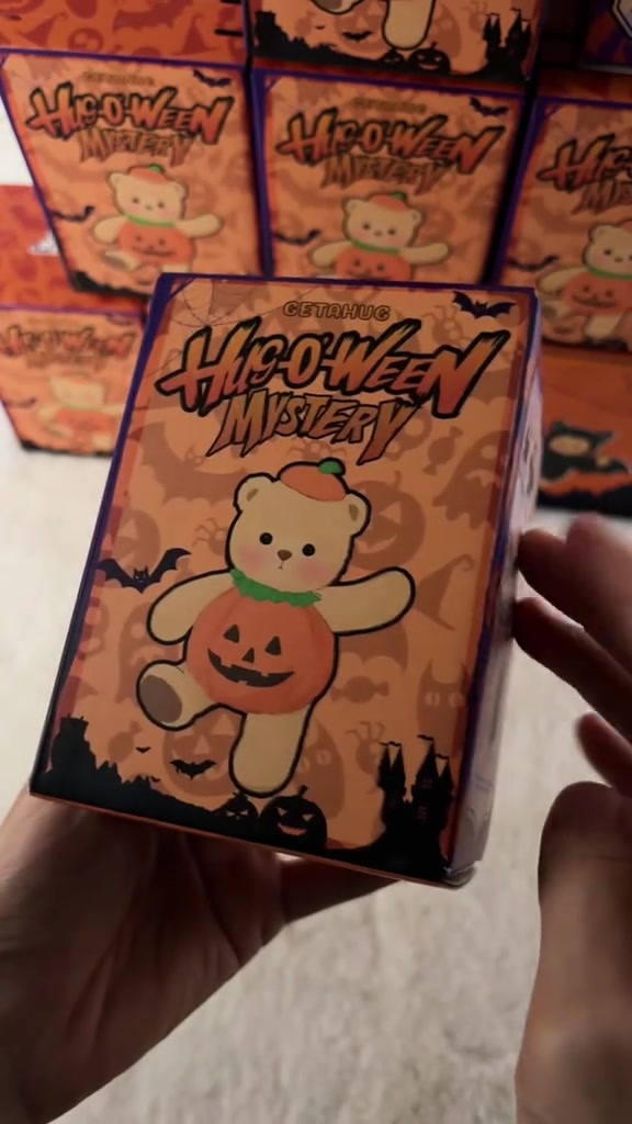 🎉 Getahug Halloween Blind Box drops on Sept 11, 12AM! 🔮 Collect all 7 unique cards to win a FREE Christmas Hidden Edition!  #getahugco #blindbox #getahugblindbox #newarrivals #halloween