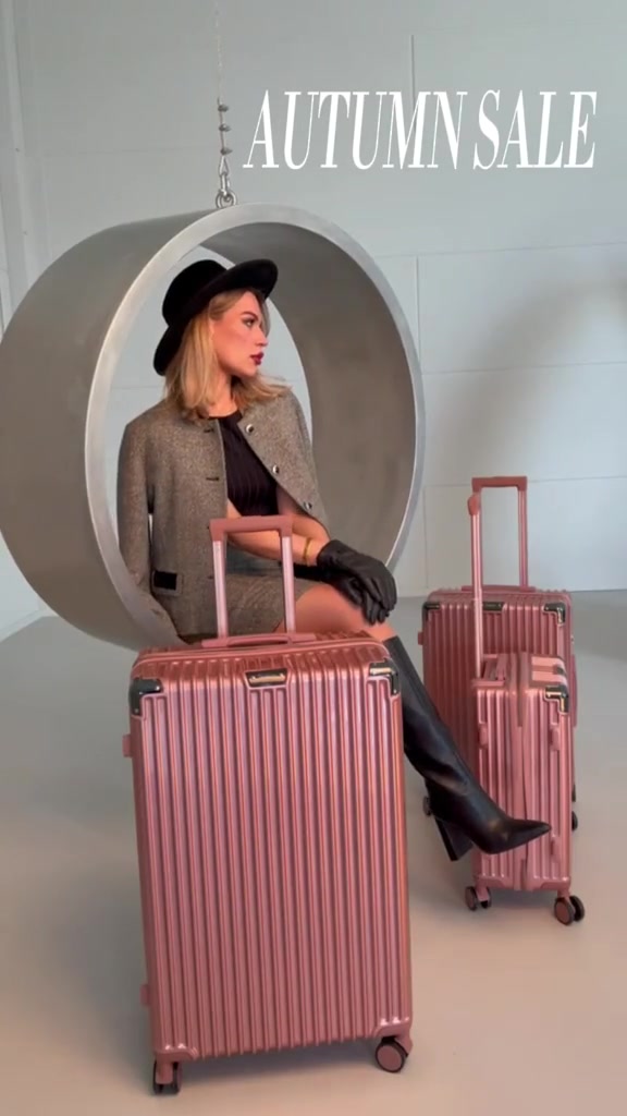 Where are you headed this autumn? #fyp #travel #voyagoux