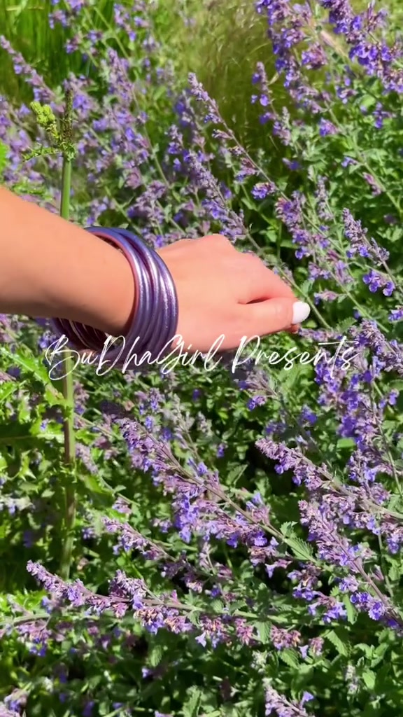 lavender love 🪻🫧🌱 🍇 welcoming our dreamiest new shade, Lila 🪻, to the All Weather Bangles family 🏠 #bangles #braceletstacks #summerlooks