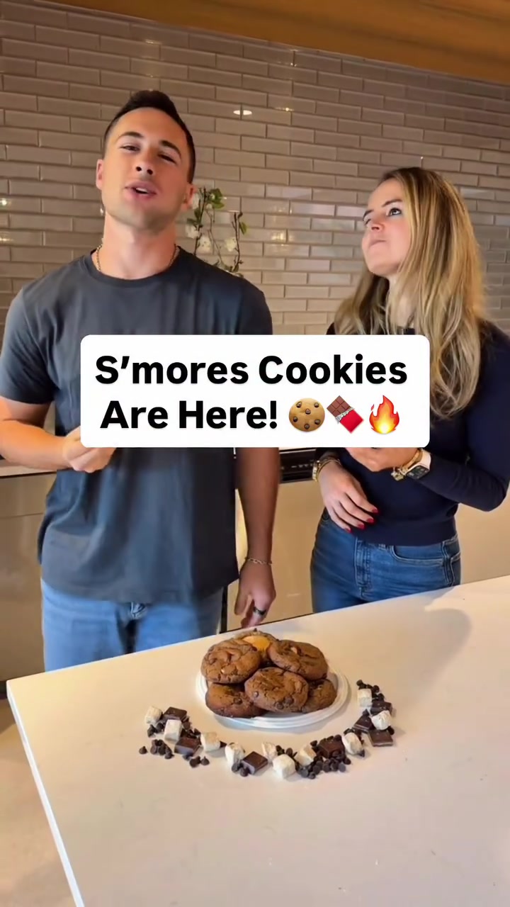 S’mores Cookies are here! 🍪🍫🔥

Introducing our brand new S’mores Cookies, created with @healthwithhunter – soft, gooey, and stuffed with a clean ingredient marshmallow inside.

Gluten free, dairy free