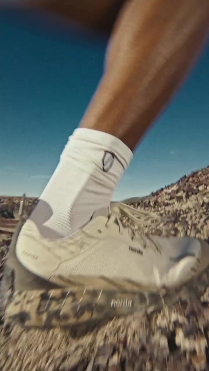 The only trail shoe made with Dyneema, the world's strongest fiber.